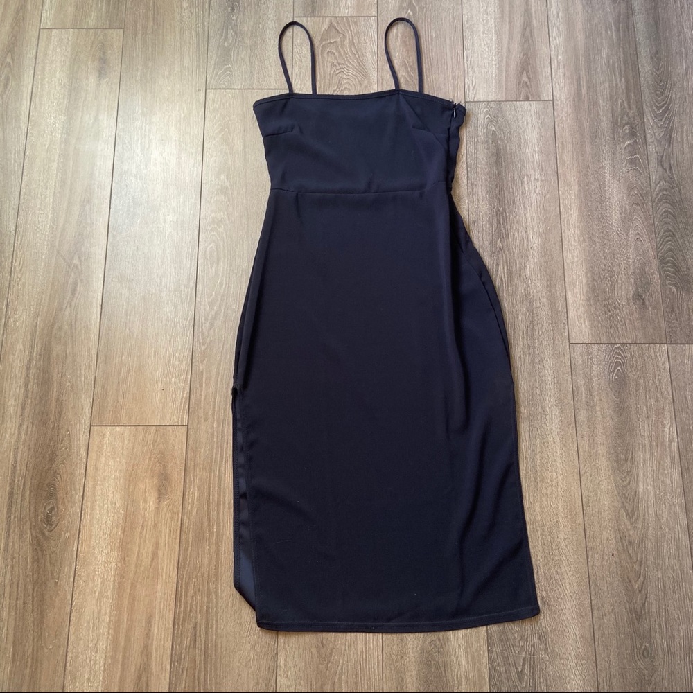 NAVY MIDI DRESS WITH DOUBLE LEG SLITS